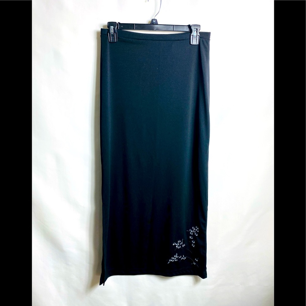 Cherokee women embroided skirt size S black ￼28” Waist 35” Length
